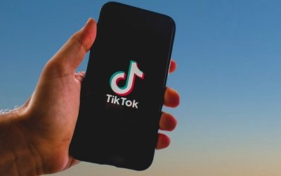 Book-toker: chi sono e che significa questa parola?
