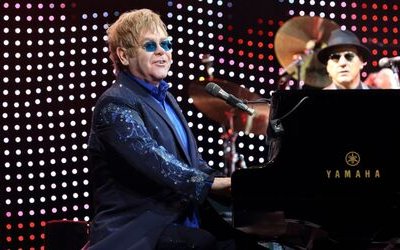 “Your song”: testo e significato della canzone d'amore di Elton John