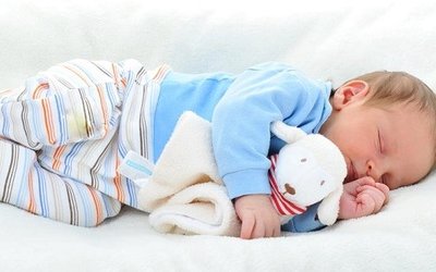 10 ninna nanne famose: canzoni per far addormentare i bambini 