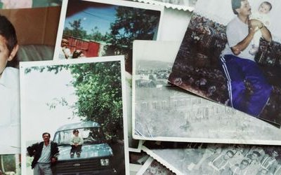 La famiglia degli anni Settanta e Ottanta: l'ironia da Amurri a Salvalaggio