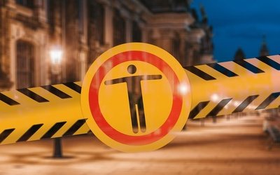 Coprifuoco: che significa e perché si dice così