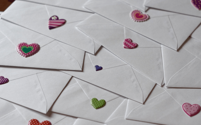 “La più bella lettera d'amore”: il concorso di San Valentino ad Alassio, che invita a scrivere d'amore