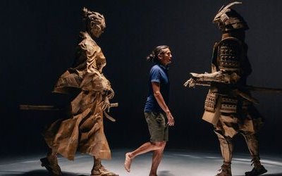 Olivier Bertrand, lo scultore francese che crea ascoltando audiolibri